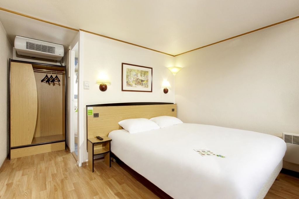 Campanile Manosque Hotel Phòng bức ảnh