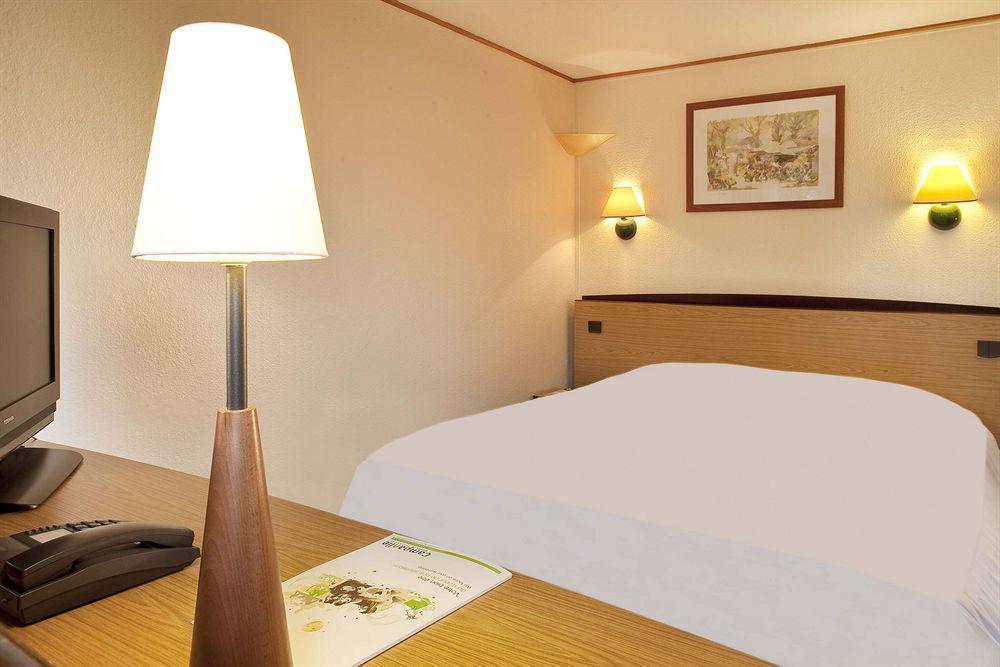 Campanile Manosque Hotel Phòng bức ảnh